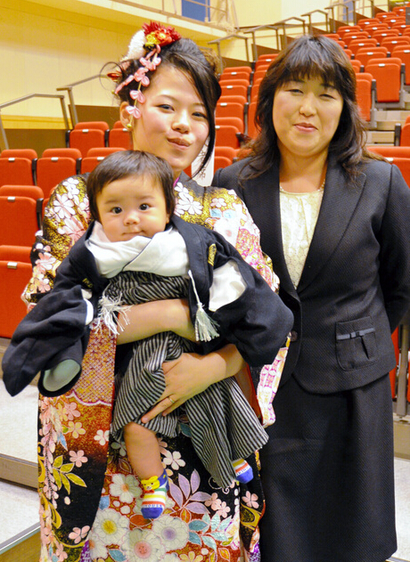 日本成人式美少女秀和服诱惑