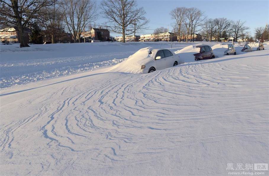 美国东海岸快被大雪“埋”了