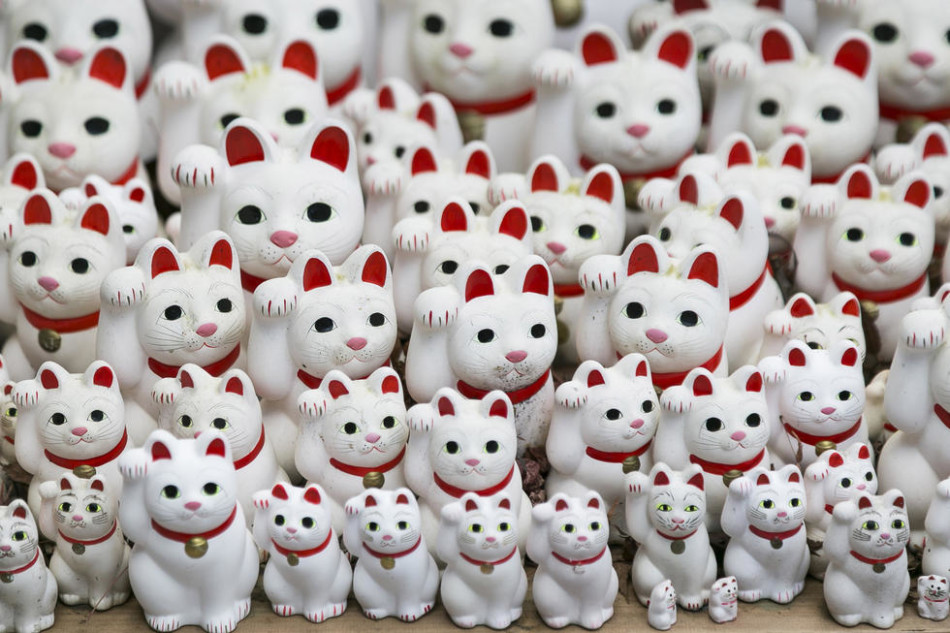 东京一寺庙展出成千上万只“招财猫” 场面壮观
