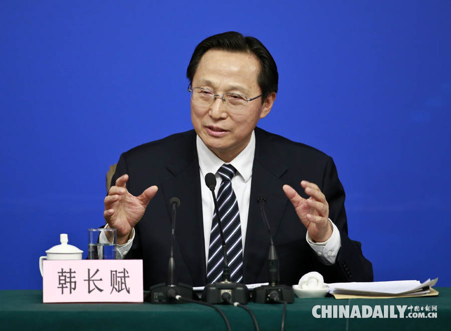 农业部长韩长赋等就“转方式调结构 加快发展现代农业”答问