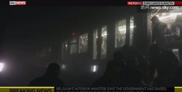 布鲁塞尔三个地铁站发生爆炸 地铁站内部图曝光