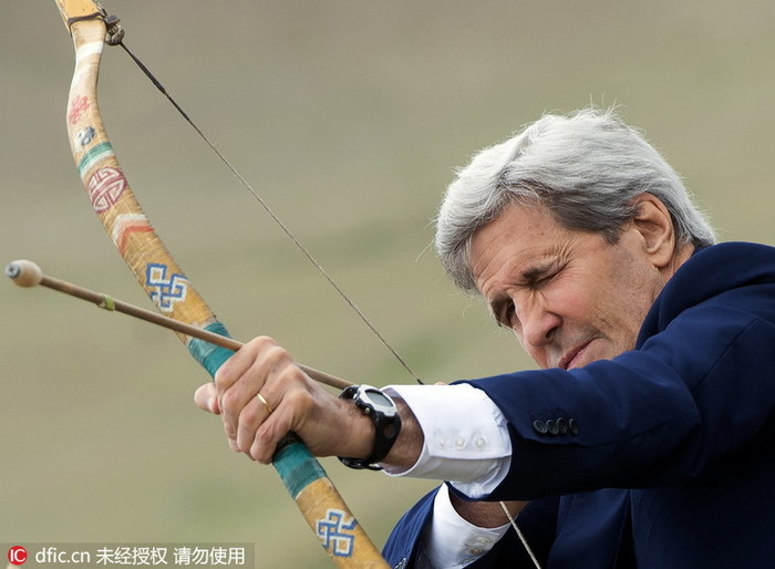 美国务卿出席蒙古国那达慕大会