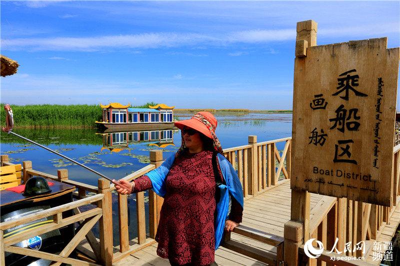 新疆博斯腾湖夏季风光怡人似江南（图）