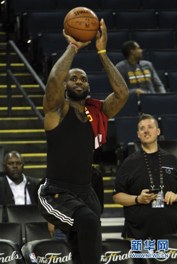 NBA总决赛：勇士骑士训练备战决胜局
