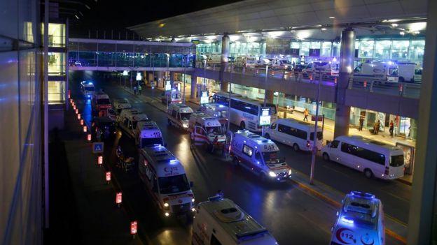 土耳其首都一机场爆炸致10死 现场有交火声