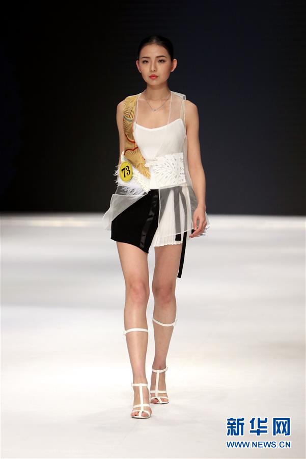 2016中国国际大学生时装设计优秀作品大赛总决赛在深圳举行