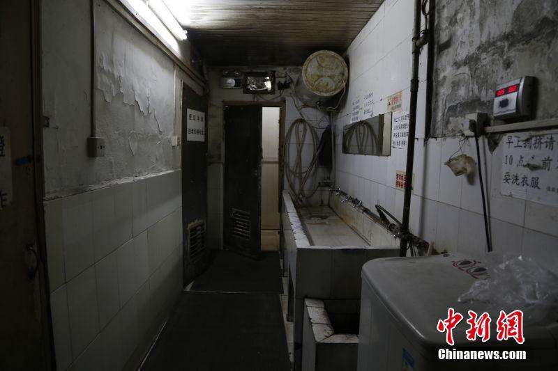 北京天安门旁最大地下空间住人“清零”