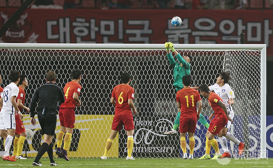 中韩世预赛生死战 国足1-0战胜韩国队