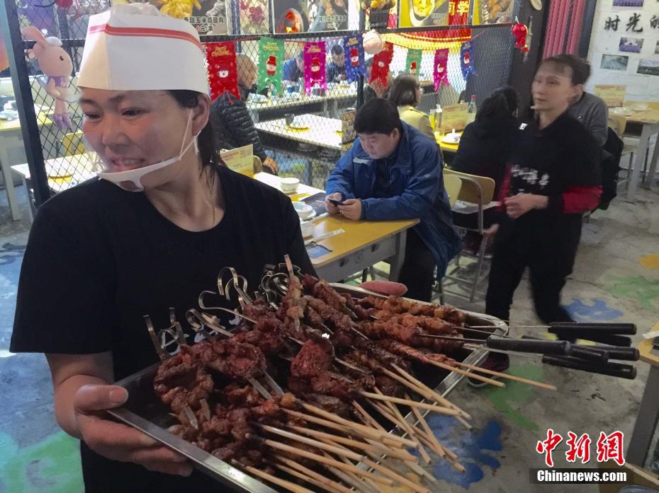 “80后”的北京特色焖炉烤串