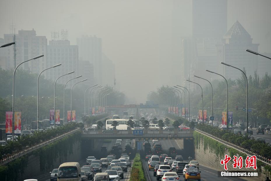 开春最强沙尘致北京空气重污染