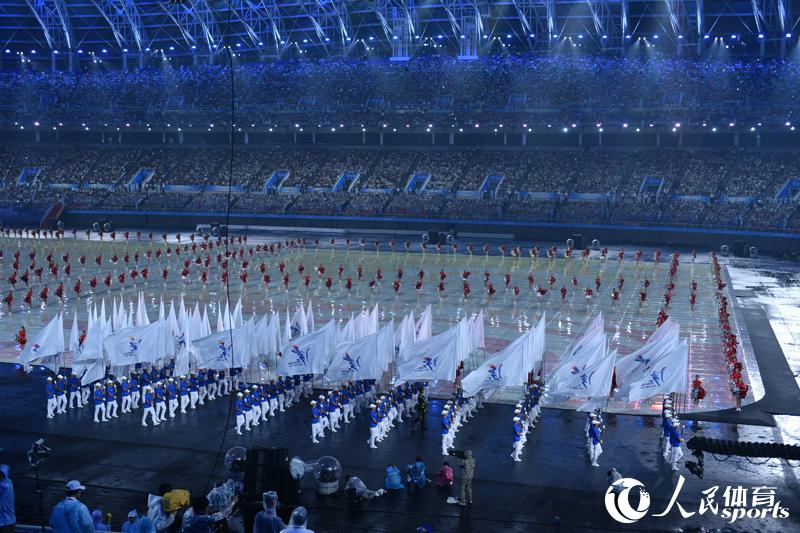 高清：第十三届全运会开幕式举行 代表团入场