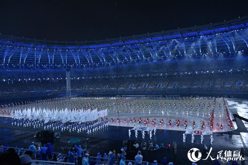 高清：第十三届全运会开幕式举行 代表团入场