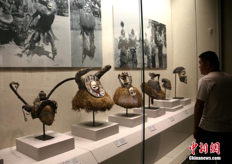 百余中非珍稀面具艺术亮相河南博物院