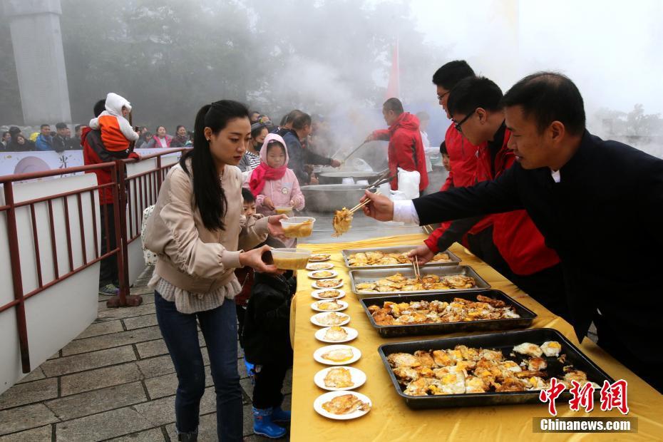 河南景区推出“1元无人售卖午餐” 引千人排队