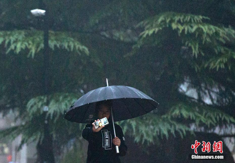 北京迎来降雨天气