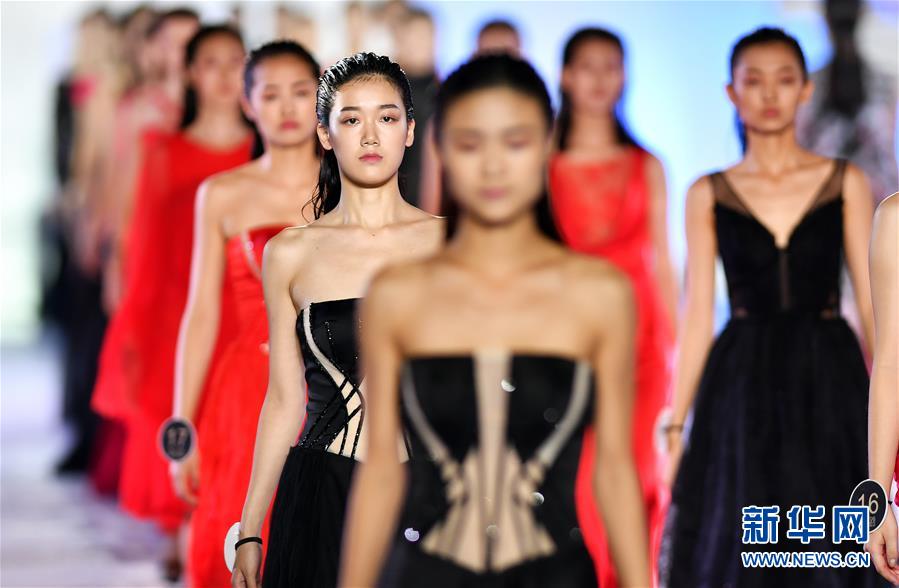 2017新丝路中国模特大赛总决赛三亚落幕