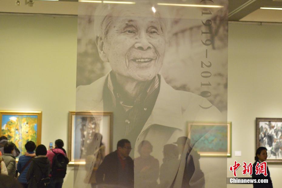 中国美术馆典藏精品特展吸引北京民众