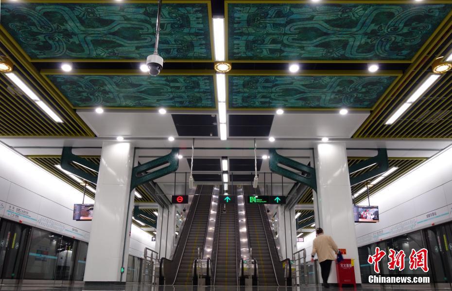成都首条环线地铁特色车站亮相