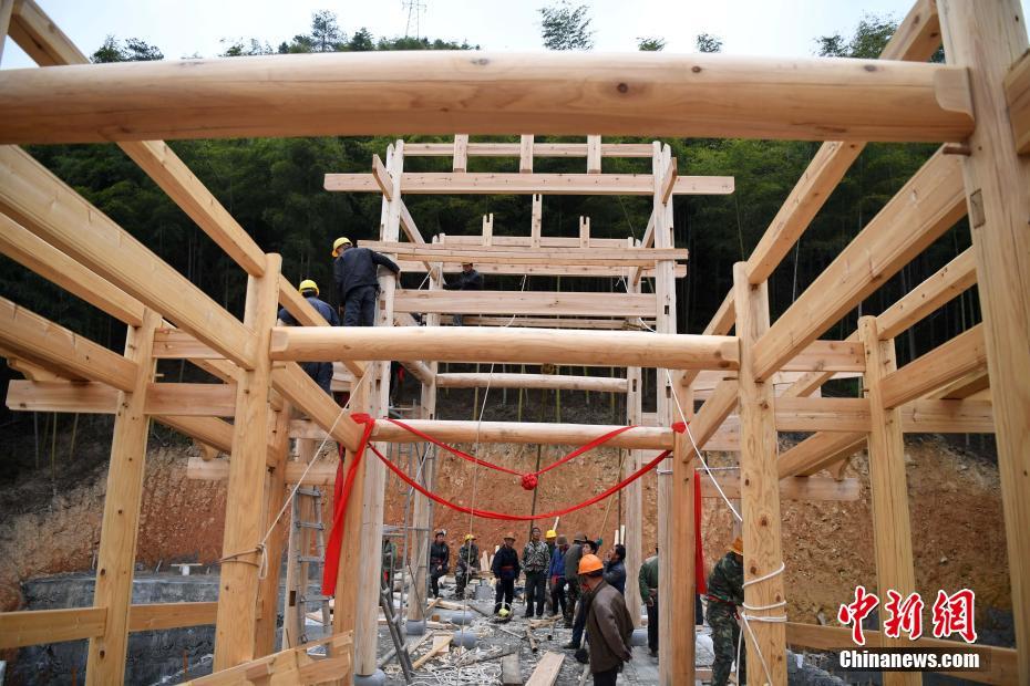 福建政和建中国单孔跨度最大的木拱廊桥