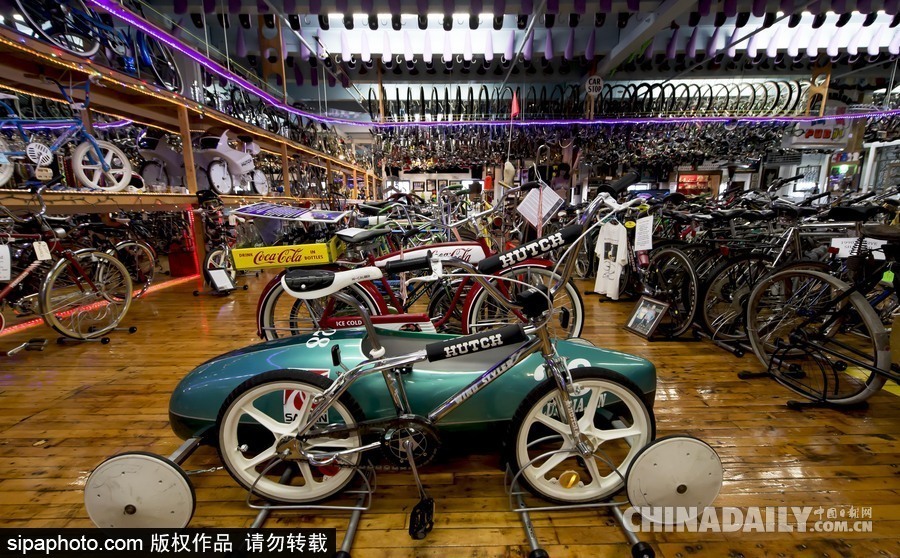 世界上最大的自行车博物馆和商店 累积展出4000多辆车
