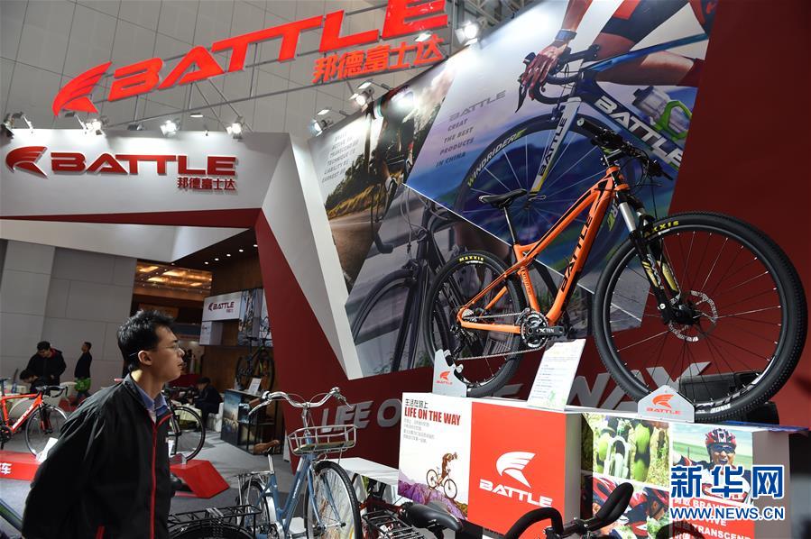 天津举行自行车电动车展