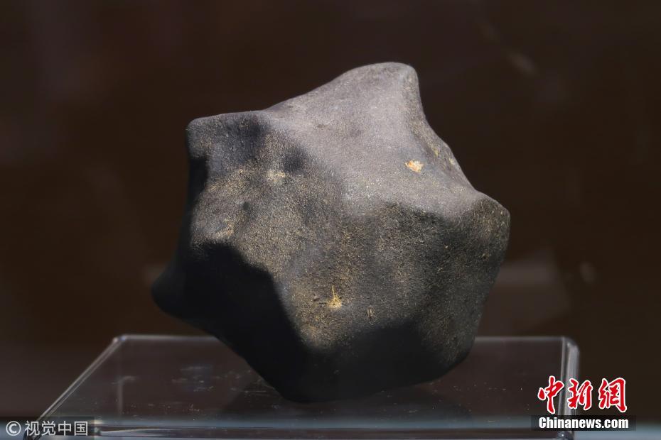 中国首次完整回收陨石坑 获得西双版纳目击陨