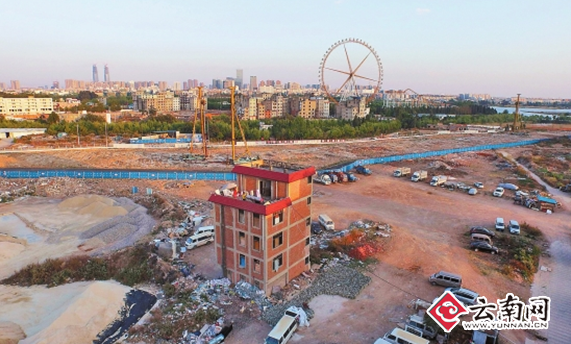 昆明拆旧建新项目中遗留的“孤楼”