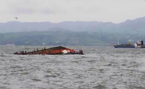 载有173人的船只菲律宾海域倾覆 多人死亡