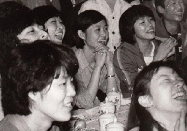 倪萍也曾是“女排队员” 30年的时光去哪儿了