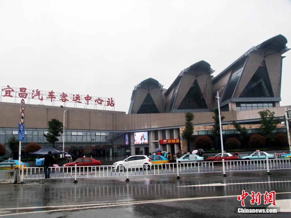 湖北宜昌汽车客运站形似“棺材”遭吐槽