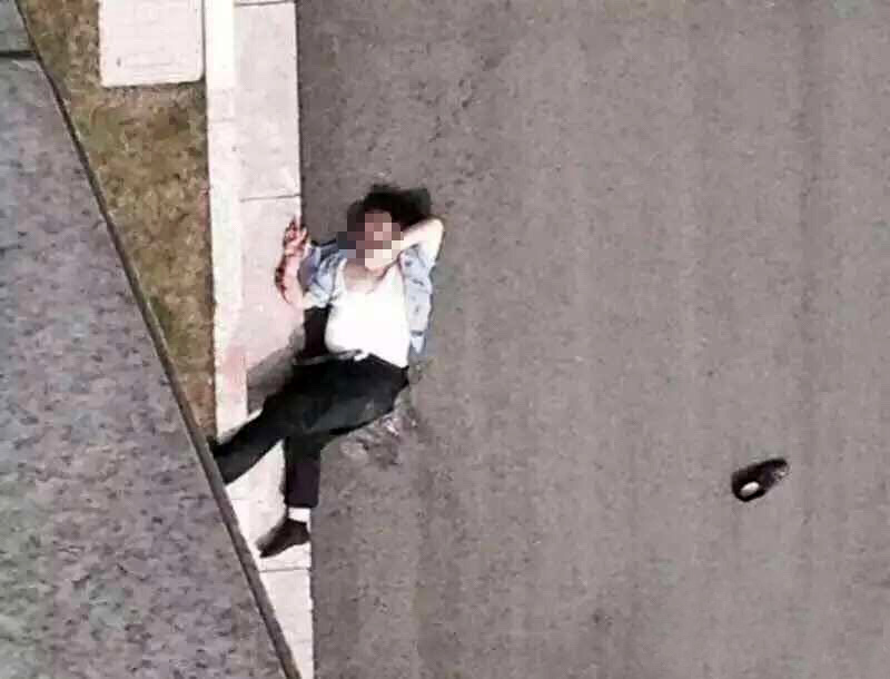 疑似80后镇长从市政府中心21楼坠亡