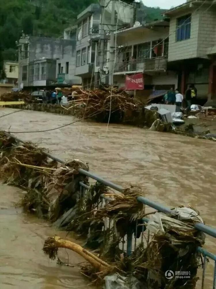 雲南鎮雄魚洞鄉發生特大洪災